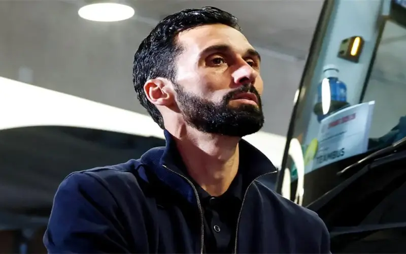 أربيلوا يوضح حقيقة خلافه مع كارفاخال.. ويؤكد: لست مهتمًا بما يفعله مبابي